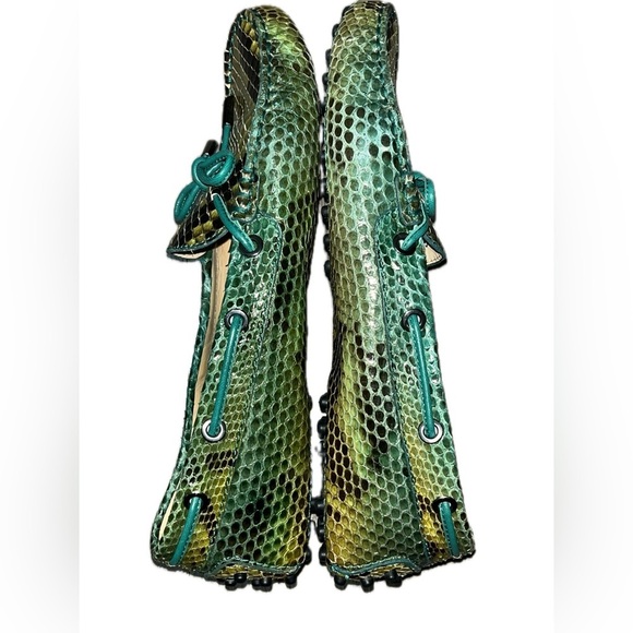 TOD’S Green/Black Python Gommino Bow Loafers, Size 37 - Picture 6 of 9